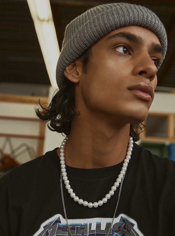 The Urban Pearl Necklace